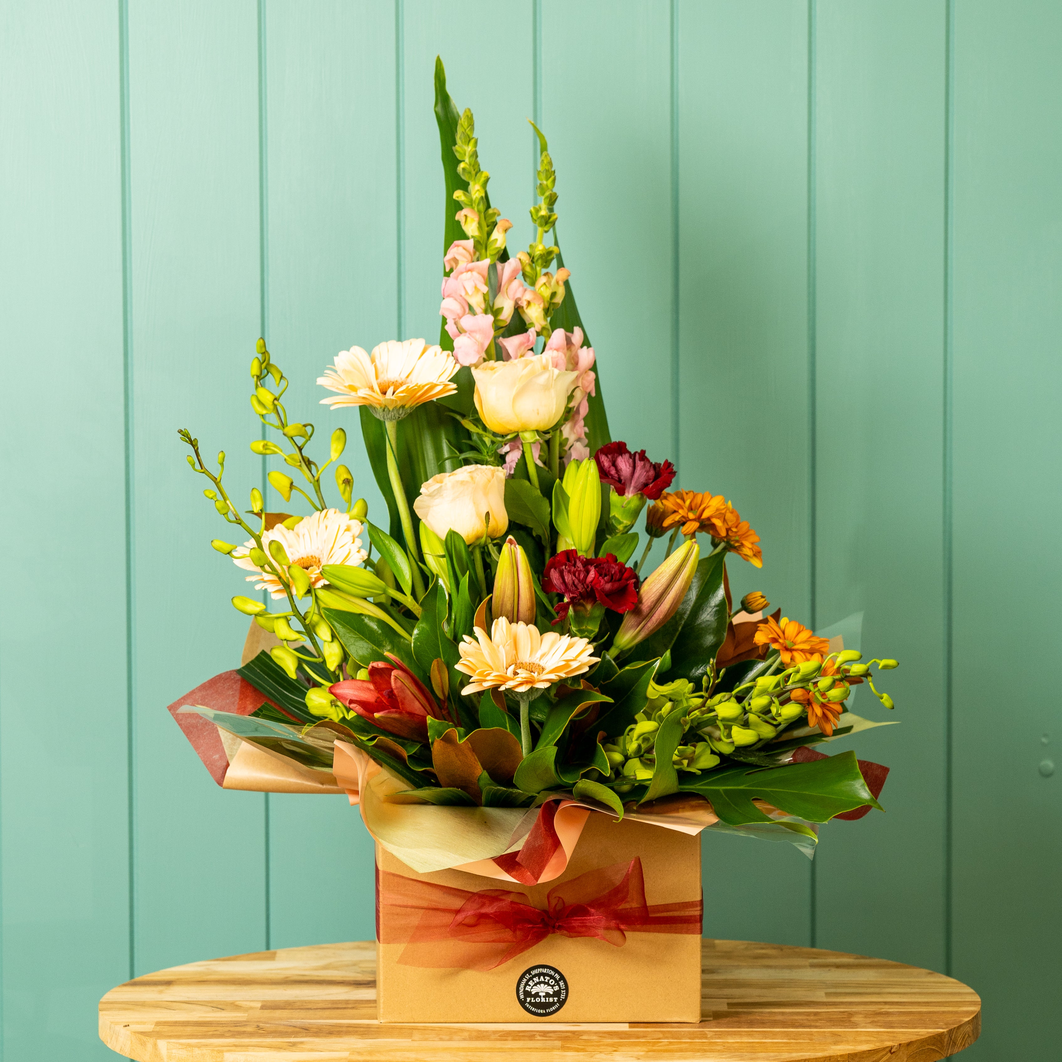 mum-s-the-word-medium-front-face-box-renatos-florist